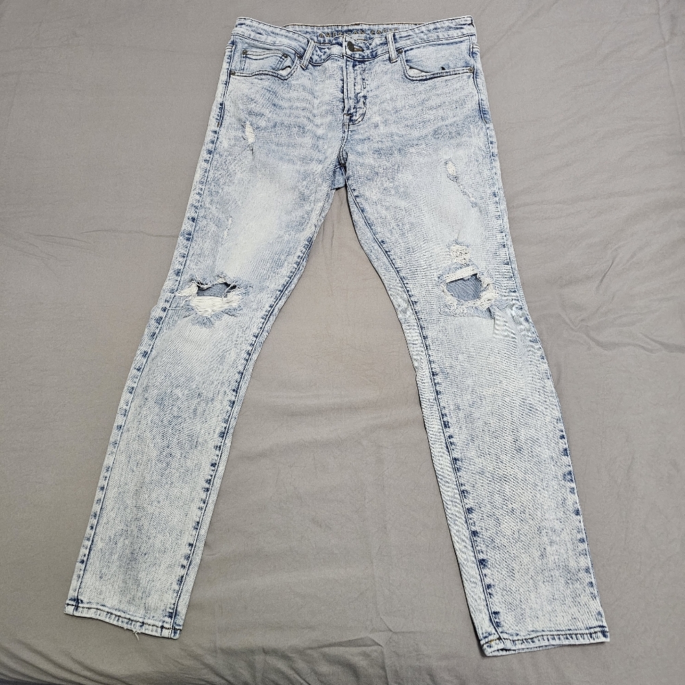 American Eagle Outfitters Light Blue Denim Jeans